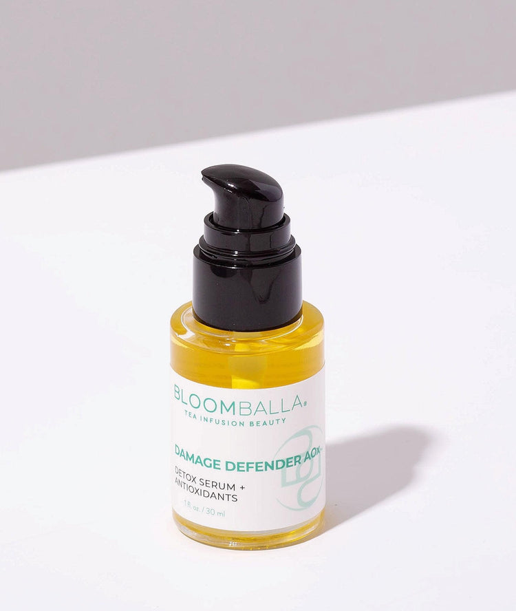 Bottle of Damage Defender scalp detox treatment from Bloomballa Beauty